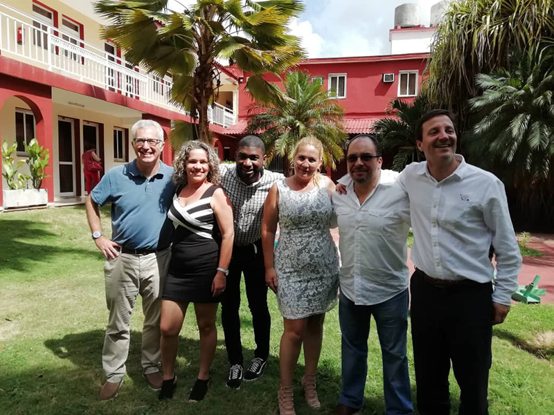 Amb ocasió del curs de la IBA dirigit a advocats cubans, Carlos Valls, amb Horacio López-Portillo (Mèxic) i Javier Canosa (Argentina), van participar com a professors del mòdul de tres dies sobre compravendes internacionals i comerç exterior.